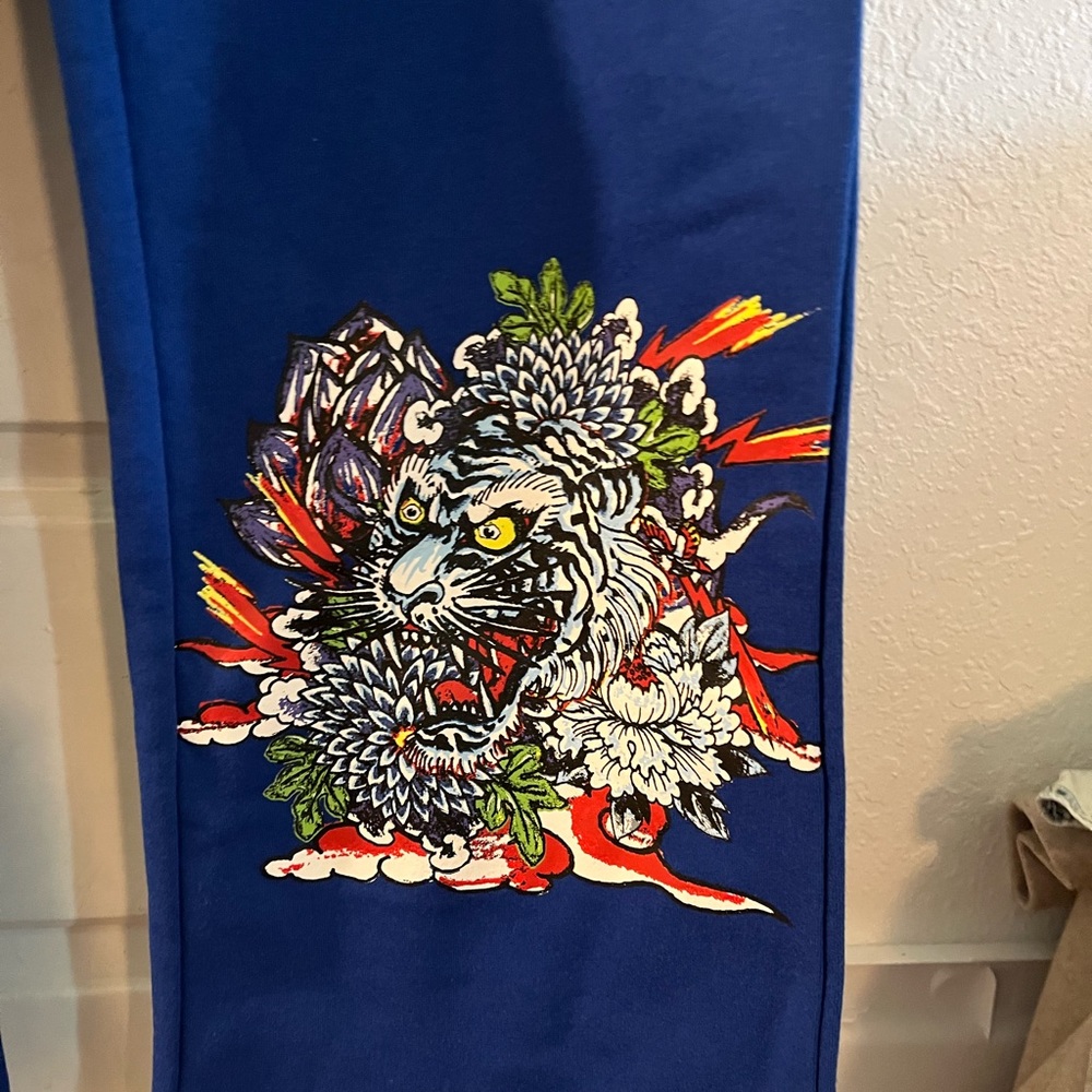 Ed Hardy 2 piece set - Picture 2 of 5